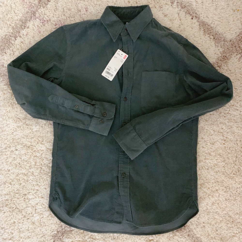 Uniqlo men’s corduroy shirt XXS Olive
